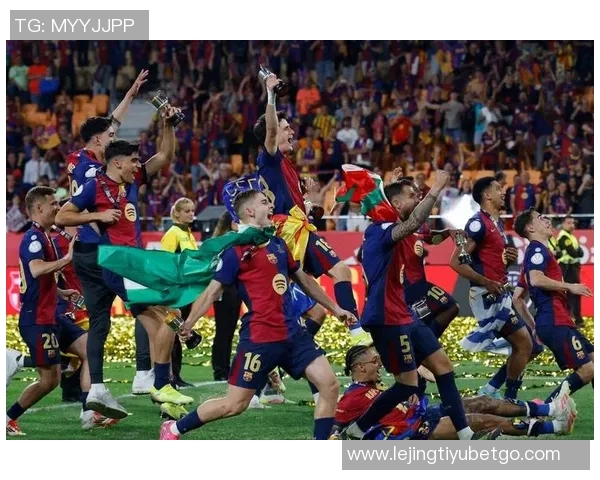 佩德里缺席巴萨训练霍安加西亚与拉菲尼亚积极参与合练